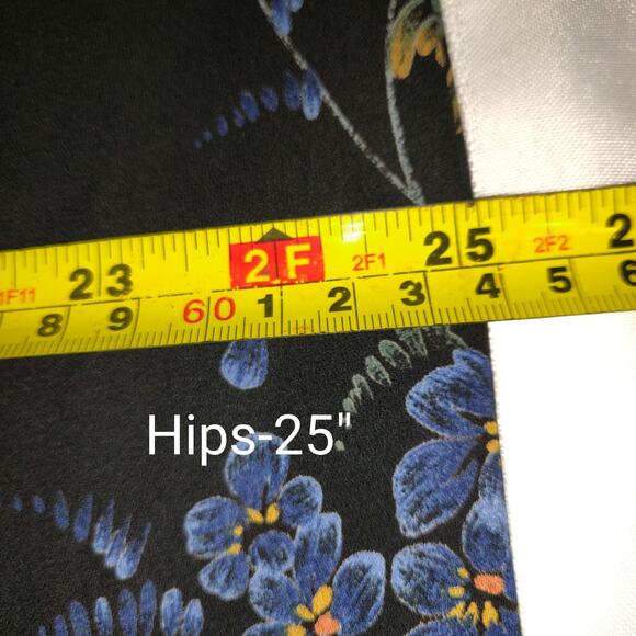 Pendleton Plus Floral Skirt Womens Size 18W Black Lightweight Chiffon Lined - Picture 14 of 14